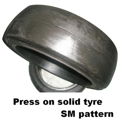 Loader solid tyre TP311(size:35x12-20)